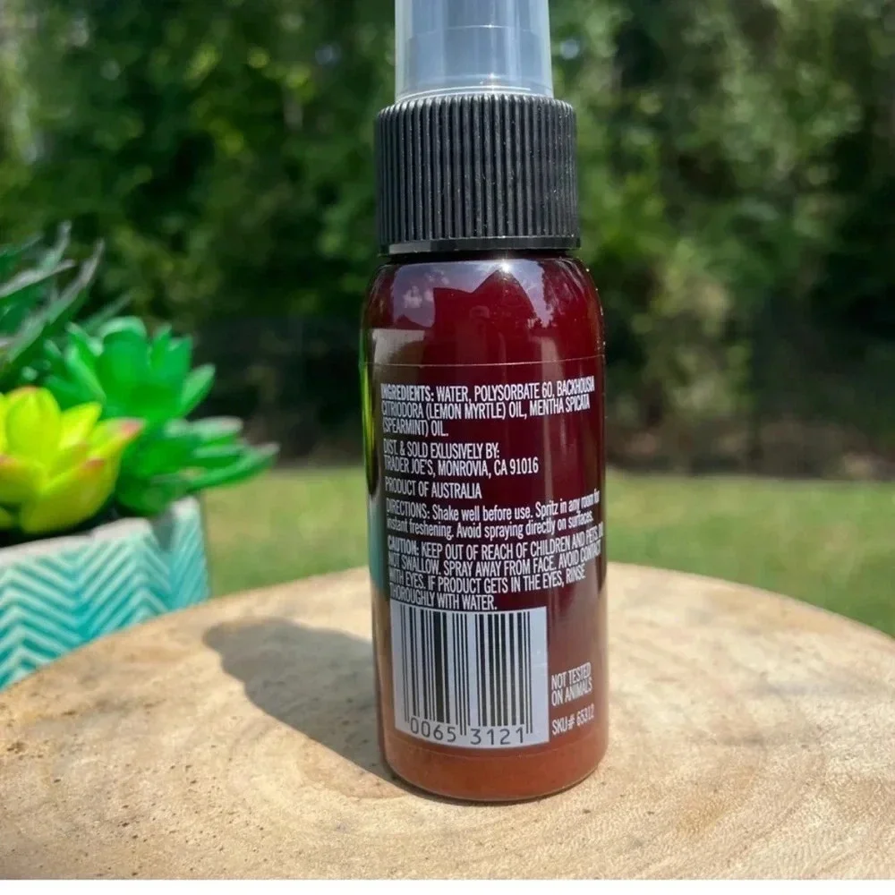 New Trader Joe's Super Lemon Room Spritz Spray *Lemon Myrtle & Spearmint Oils